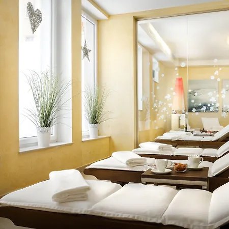 酒店 Valamar 4*